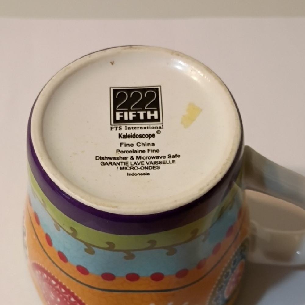 222 Fifth Multicolor Patterned Mug - Picture 6 of 8